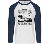 Una Vecchia Uomo Che Fa Immersioni Maglietta Baseball L/S