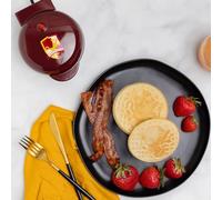 Uncanny Brands Harry Potter Checkmate Grifondoro Mini Waffle Maker - Crea cialde con stemma di Grifondoro - Divertente elettrodomestico da cucina - antiaderente, compatto e facile da usare