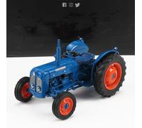 UNIVERSAL HOBBIES 1/32 AGRICOLO TRATTORE FORDSON DEXTA 1960 MODELLINO STATICO