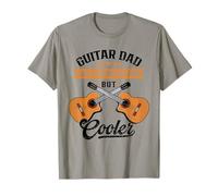 Uomo Papà con chitarra vintage come un papà normale ma più cool per la festa del papà Maglietta