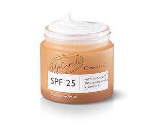UpCircle Mineral Sunscreen SPF 25, 60 ml, resistente agli urti, ossido di zinco non nano e olio di semi di lampone leggero, protegge dai radicali liberi + glicerina per pelle grassoccia, viso e corpo