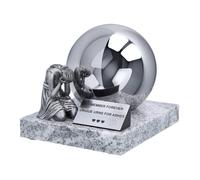 Urna scultorea con madre in lutto - Tributo per un figlio amato GRIDO