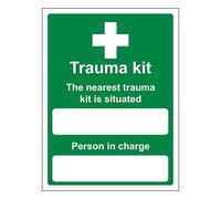 V Safety - Kit per trauma con scritta "The Nearest Trauma", formato verticale, 450 x 600 mm, 2 mm, in plastica rigida