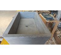 Vasca pilozzo in cemento grigio da esterno misure cm 80x44x18h