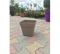 Ve.Ca Veneta Casalinghi VASO QUADRATO FIORIERA QUADRATA plastica forte CON RUOTE 34 CM COLORE AVANA Modello Cleo AMDGarden