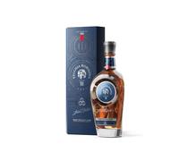 Vecchia Romagna Riserva 18 70 lend di distillati invecchiati in botti che hanno ospitato Amarone della Valpolicella. 43.8% vol.