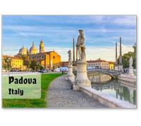 Veduta di Canale con Statue su Piazza Prato Della Valle e Basilica Santa Giustina a Padova (padova), Veneto, Italia, Magnete Frigo