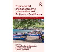 Verena Tandraye Environmental and Socioeconomic Vulnerabiliti (Copertina rigida)