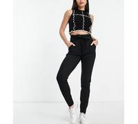 Vero Moda Tall - Pantaloni affusolati neri a vita alta allacciati in vita-Nero L