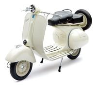 MODELLINO MOTO STATICO NEW RAY PIAGGIO VESPA PIAGGIO 150 VL1T 1963 AVORIO 1/6