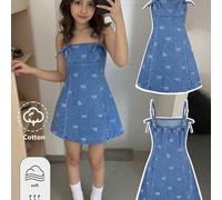 Vestito corto in denim blu con fiocco bianco, stile casual Y2K vintage, semplice e confortevole, adatto a ragazze pre-adolescenti per la scuola, il college, l'uso quotidiano, gli eventi e il tempo lib