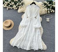 Vestito Lungo Bianco Ricami Traforati E Maniche Ampie Stile Romantico CF58018