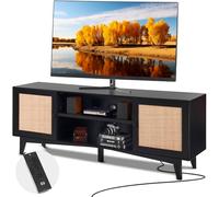 VEVOR Mobile TV in Rattan 1905 mm, Supporto TV Boho con Anta in Rattan, Centro Intrattenimento con Presa Integrata, Armadietto 2 Ripiani, Console TV Moderna per Soggiorno, Sala Multimediale, Nero