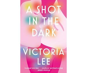 Victoria Lee A Shot in the Dark (Tascabile)