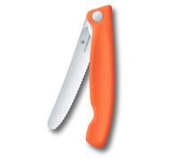Victorinox Swiss Classic Coltello da picnic pieghevole per escursioni, Frutta, verdura, panini, salsicce, Lama seghettata, extra affilata, Arancione