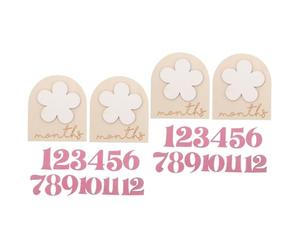 VILLCASE 2 Set oggetti di scena del mese del primo kit mano e impronta del Decorazione per il compleanno del neonato Decorazioni per shower annuncio di nascita di legno