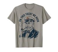Vintage Yacht Captain On This Yacht We Rock Classy Captain Maglietta