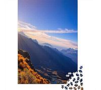 Vista sulla montagna nebbiosa Puzzle Cielo autunnale limpido 1000 Pezzi Cartone Di Alta Qualità Per Adulti, Difficile Sfida Educativa, Idea Regalo Natale, Decorazione Murale 52x38cm/1000pcs
