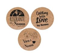 "Viva i Nonni" Set da 3 pezzi Sottopentola in sughero naturale 19cm stampa personalizzata con Nome protegge tavoli e tovaglie Idea Regalo Pranzi Cene Feste Natale Riutilizzabili Cucina Pentole Padelle