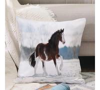 VJIZLOQB Fodera per Cuscino Decorativa Copricuscini,Federe Cuscini Divano, Decorazioni di Natale per Casa, Giardino,Il cavallo Clydesdale corre al galoppo su un campo innevato in inverno,40x40cm