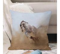 VJIZLOQB Fodera per Cuscino Decorativa Copricuscini,Federe Cuscini Divano, Decorazioni di Natale per Casa, Giardino,Il cavallo gioca con il cane nella polvere del deserto,40x40cm