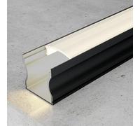 VoltShine Profilo in alluminio nero lucido da 2 metri, ideale per decorazione e design. Combina resistenza e stile, perfetto per incorniciare o dividere spazi con eleganza e distinzione.