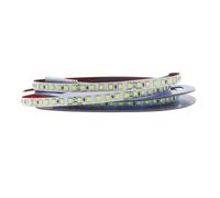 VoltShine Striscia LED 24V DC SMD3535 Classic IP20, ideale per progetti con 120 LEDs/m e una calda luce da 2100K. Offre una lucentezza accogliente e versatile in 10 metri, trasformando qualsiasi