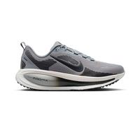 VOMERO 18 Nike