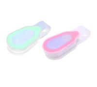 VOSAREA 2 Pezzi Luce LED con Clip in Silicone a Tre modalità per Camminare | Illuminazione Intensa, Magnete Integrato, Batteria a Bottone Inclusa, Corpo in Abs e Silicone Colore Casuale