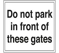 vsafety 74009bf-s generale segnale di parcheggio, "Non Park in anteriore di questi cancelli, Autoadesivo, paesaggio, 400 mm x 300 mm, colore: nero