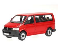 VW T5 2003 Bus station wagon rosso modello di auto CLC564 IXO 1:43