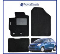 W-Parts Serie 4 TAPPETI - TAPPETINI in Moquette Neri per TOYOTA YARIS II 06->11