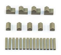 Waldfelsen Figure in legno di diversi colori speciali: 4 città, 5 insediamenti e 15 strade adatte per i coloni (colore grigio)