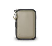 WANDRD Custodia per schede di memoria, Yuma Tan, 8 schede e 2 tasche SSD | Custodia compatta da 0,7 L con 8 tasche per schede di memoria, 2 tasche SSD, interno soft-touch, portacavi e esterno
