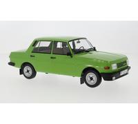 Wartburg 353 del 1985 verde a 1/18 di Model Car Group MCG18062 MCG