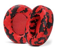 WC Cuscini di ricambio per Beats Studio 2 e 3 (B0501, B0500) con e senza fili di Wicked Cushions | NON SI ADATTA Beats solo | Pelle morbida, schiuma migliorata e adesivo più forte | Rosso Camo