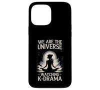 We Universe Watching K-Drama Meditating Fan Custodia per iPhone 13 Pro Max