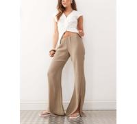 Weekday - Pantaloni a zampa plissé beige con spacco sul fondo-Marrone 42