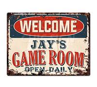 Welcome Jay'S Game Room Open Daily Tin Chic Sign Vintage Retro Rustico 22,9 x 30,5 cm Compleanno San Valentino Festa del Papà Natale Divertente Regalo per Uomini Uomini Idee Decorazione Grotta