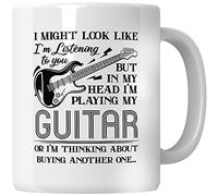 WG - Tazza da caffè con chitarra e scritta "I Might Look Like Im Listening to You", regalo per chitarrista, tazza da caffè per uomo, chitarra