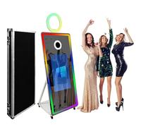WideMeet Specchio per cabina fotografica per selfie, con cornice LED, portatile, touch screen, specchio magico, macchina per matrimoni, feste, eventi (165 cm (bianco) + custodia da volo)