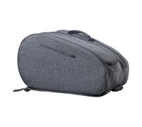 Wilson Questa borsa da padel presenta un design semplice e offre spazio in abbondanza per tutte le tue attrezzature da padel. Dei due scomparti principali, uno è rivestito con Thermofoil per protegger