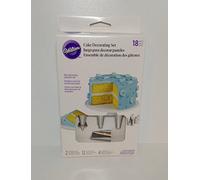 Wilton Piping Bag Set 18 Pezzi: 12 Sac à Poche Usa e Getta, 4 Beccucci in Acciaio Inox, 2 Adattatori Standard, per Decorazione Torte, Cupcake e Dolci, DIY - Set/18