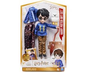 Wizarding World Harry Potter, set regalo bambola Harry Potter da 20,3 cm con Mantello dell''Invisibilità e 5 accessori per bambola, giocattoli per bambini dai 6 anni in su, Gioco figura Wizarding Worl