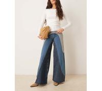 Wrangler x Lainey Wilson - Jeans a fondo ampio blu con pannello a contrasto W24