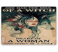 Xiddxu Targa da parete in metallo con scritta in lingua inglese "She Had The Soul of A Witch Heart of A Woman and Spirit of A Wolf Witchy Magic", 15,2 x 20,3 cm