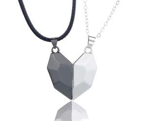 Xinlon 2 Pezzi Collana a Cuore Magnetico, Collana per Coppie con Magneti a Cuore, Puzzle di Collane Magnetiche per Coppie, collana coppia, Ciondolo a Cuore Spezzato per Fidanzata Migliore Amica