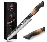 XINZUO 21,5cm Coltello da Pane 67 Strati in Acciaio Damasco Forgiato a Mano Coltello da Torta da Cucina Nucleo in Acciaio 10Cr15CoMoV -Manico Ergonomico in Rovere Bianco e G10 Rosso
