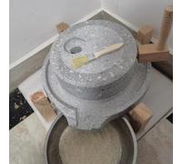 XKEDNMF Mulino a Pietra Manuale for Cereali con Supporto in Legno, Mulino in lapislazzuli Naturale Fatto a Mano, Piccolo Mulino a Pietra, Facile da Pulire(25cm/9.8in)