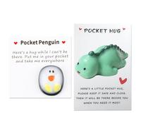 XoeLLe 2 Pezzi Portafortuna, Regalo Donna con Biglietto di Auguri Incoraggiante, Bomboniere Laurea, Regalo Amica, Regali Personalizzati, Mini Pinguino Pocket Hug (Pinguino + Dinosauro)